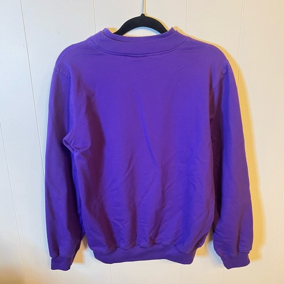 Vintage Nikki Purple Embroidered Christmas Cardinal Sweatshirt - Picture 5 of 5